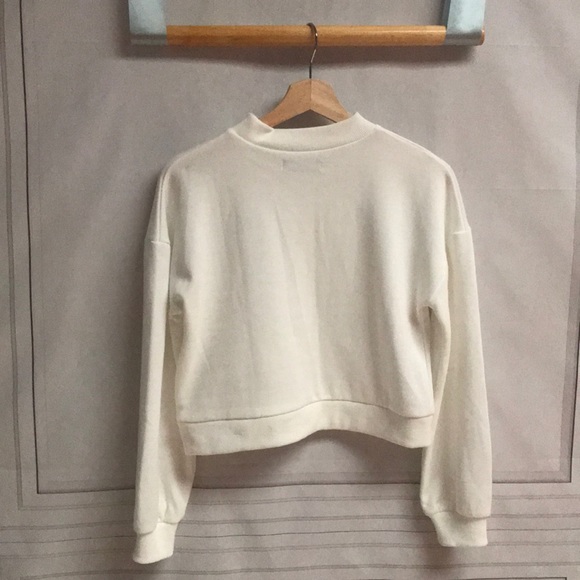 SOLD! Barcode crop sweatshirt - Picture 6 of 8